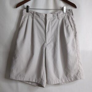 Nike Golf Men's Grey/Beige Moisture Wicking Shorts, Size 30